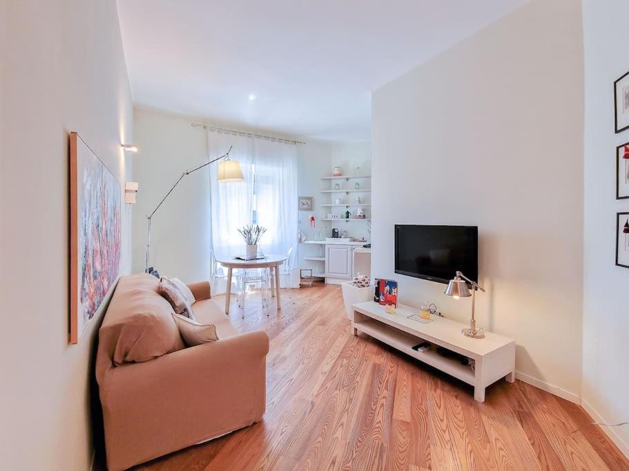 Charme On The River - City Center Apartamento Verona Exterior foto