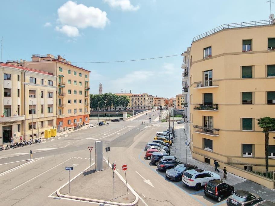 Charme On The River - City Center Apartamento Verona Exterior foto